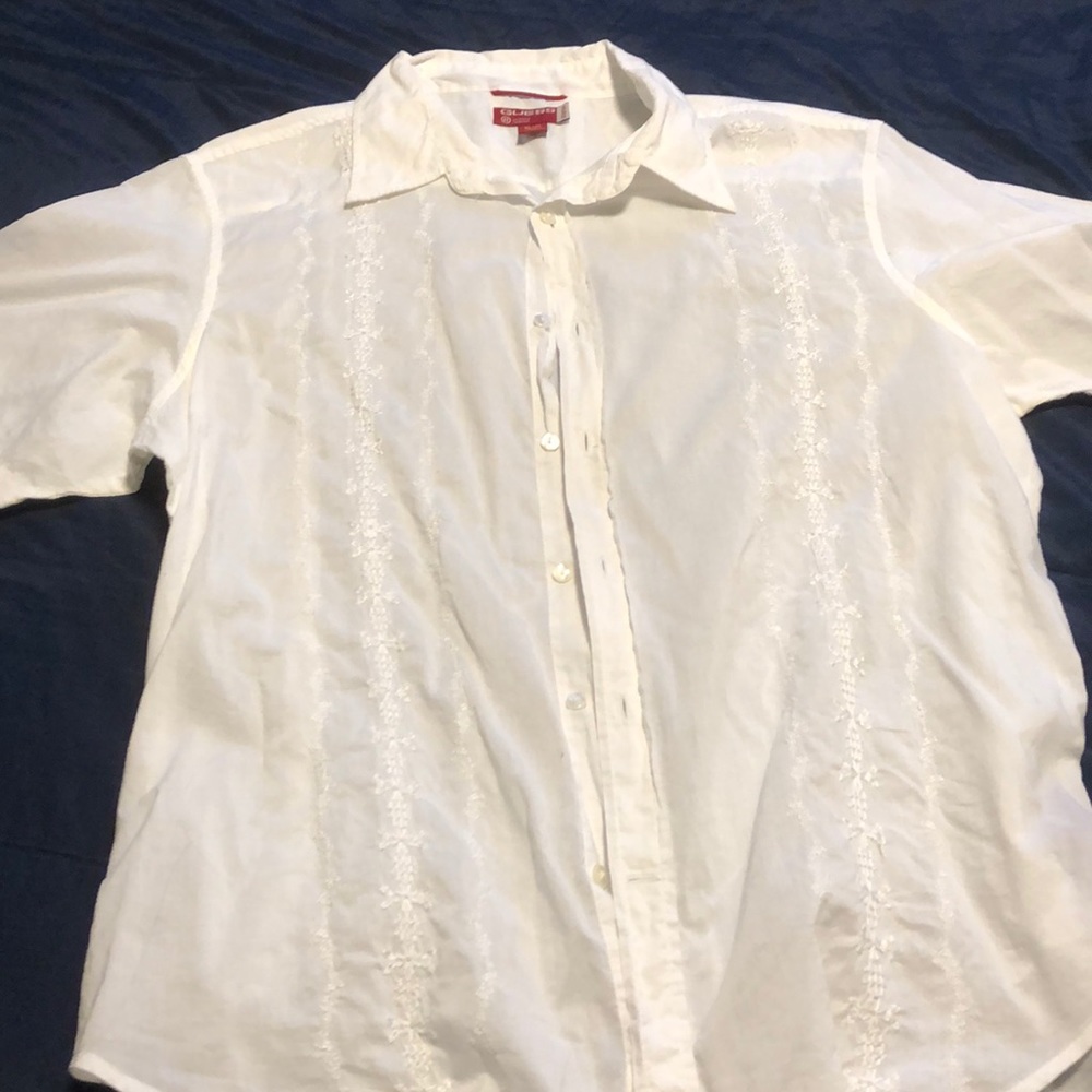 Tops - Picture 2 of 4